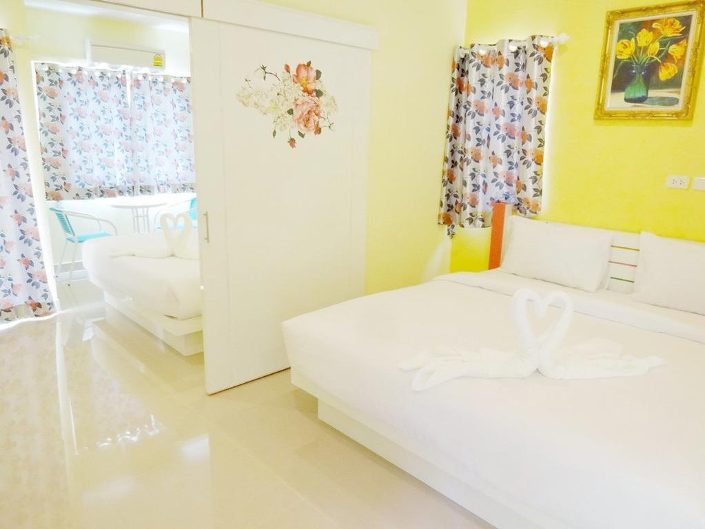Holland Resort Phuket Room photo