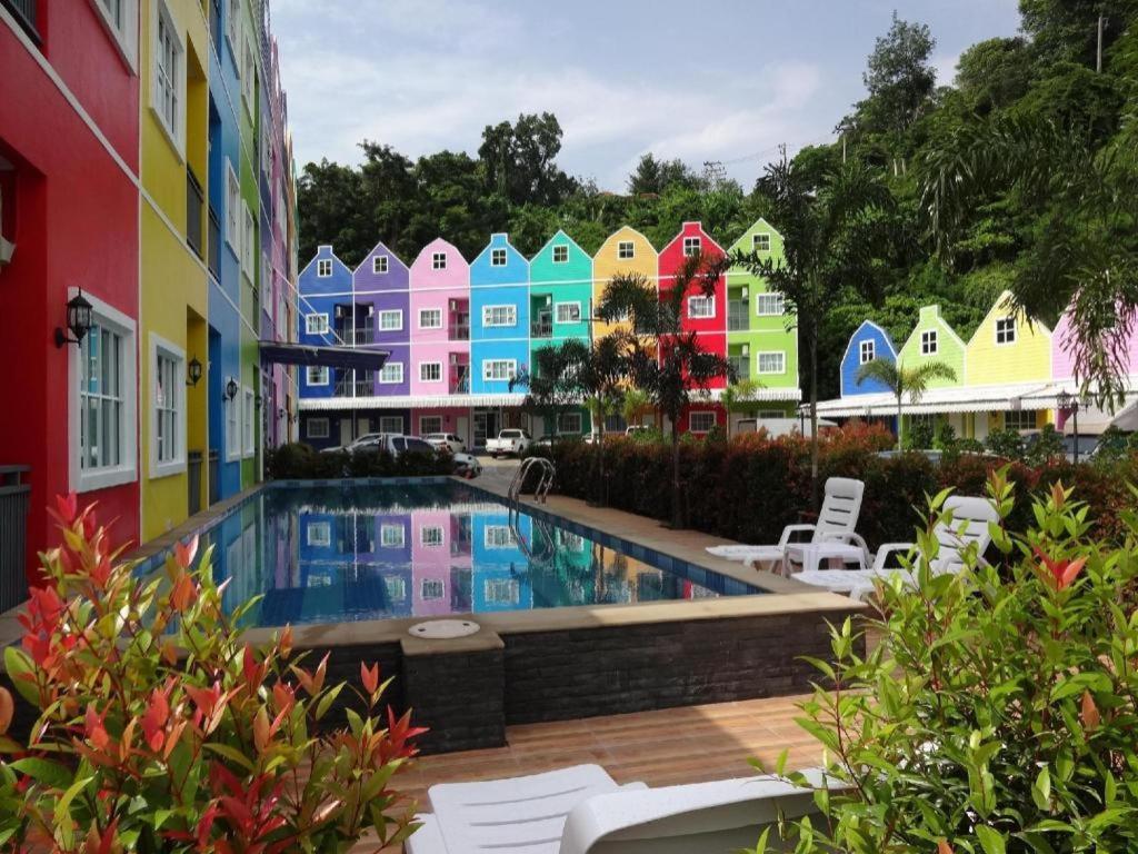 Holland Resort Phuket Exterior photo