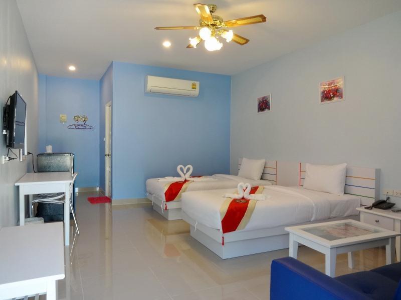 Holland Resort Phuket Exterior photo